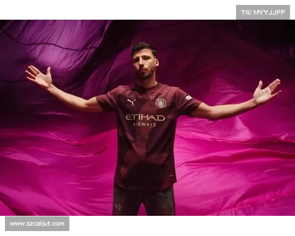 巴塞罗那队徽百年变迁史回顾五次重要更改见证球队荣耀传承